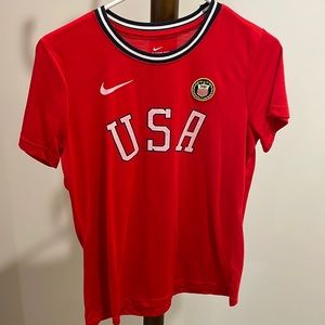 Nike USA Sportswear shirt